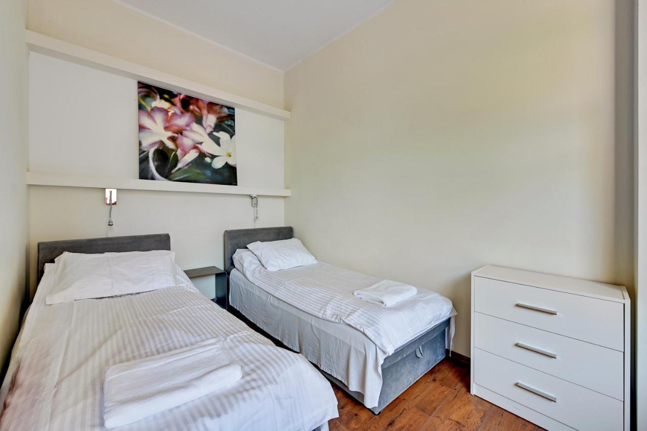 Apartment Neptun Park Z Tarasem